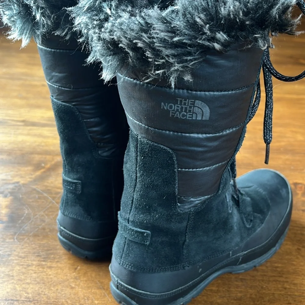 The North Face Women’s Nuptse Purna Winter Boots - Sz 8.5